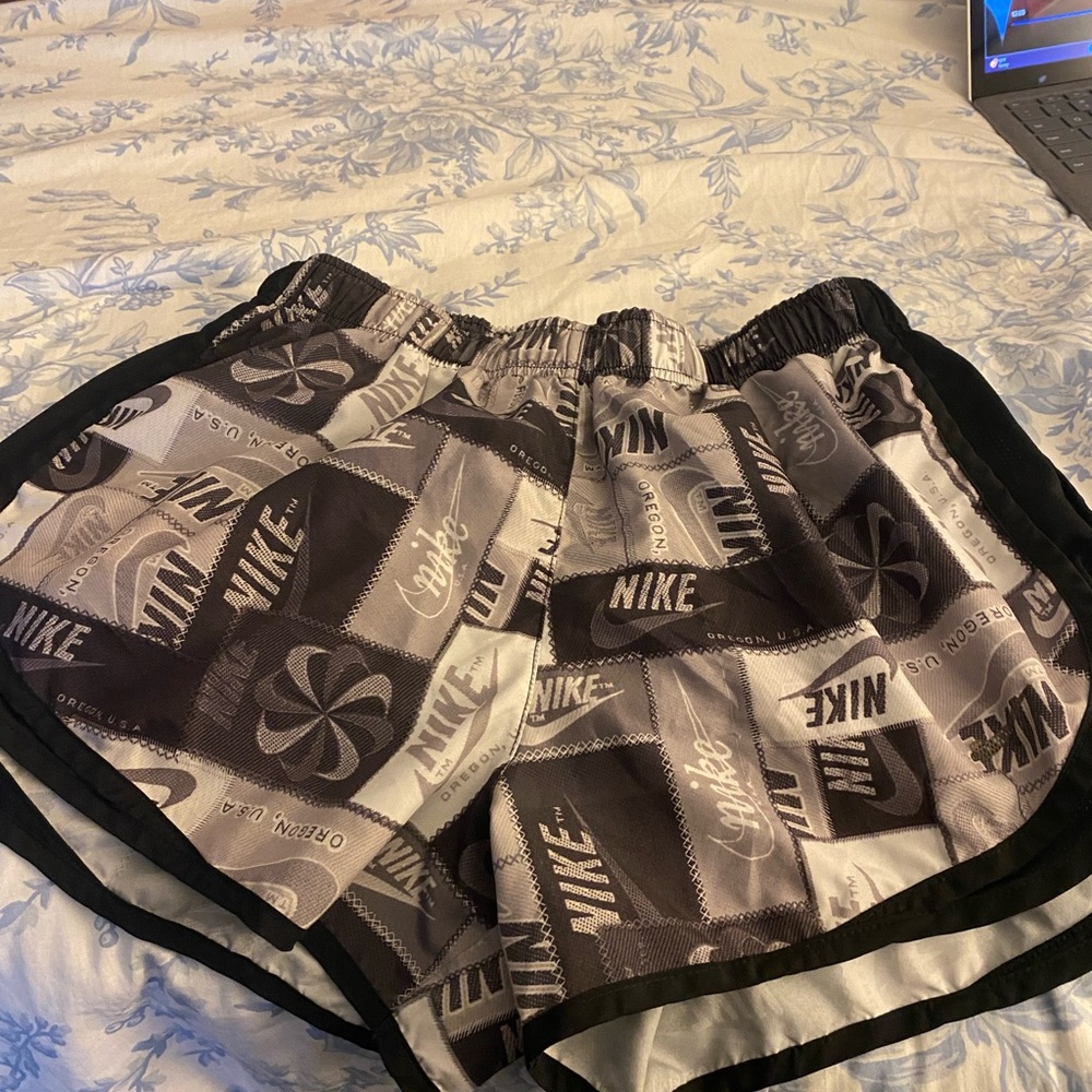 Nike Black and Gray Patterned Shorts